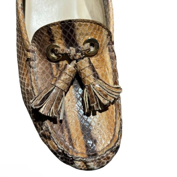 Stuart Weitzman Womens Snake Print Loafers With Tassels Size 6.5 - Picture 6 of 7